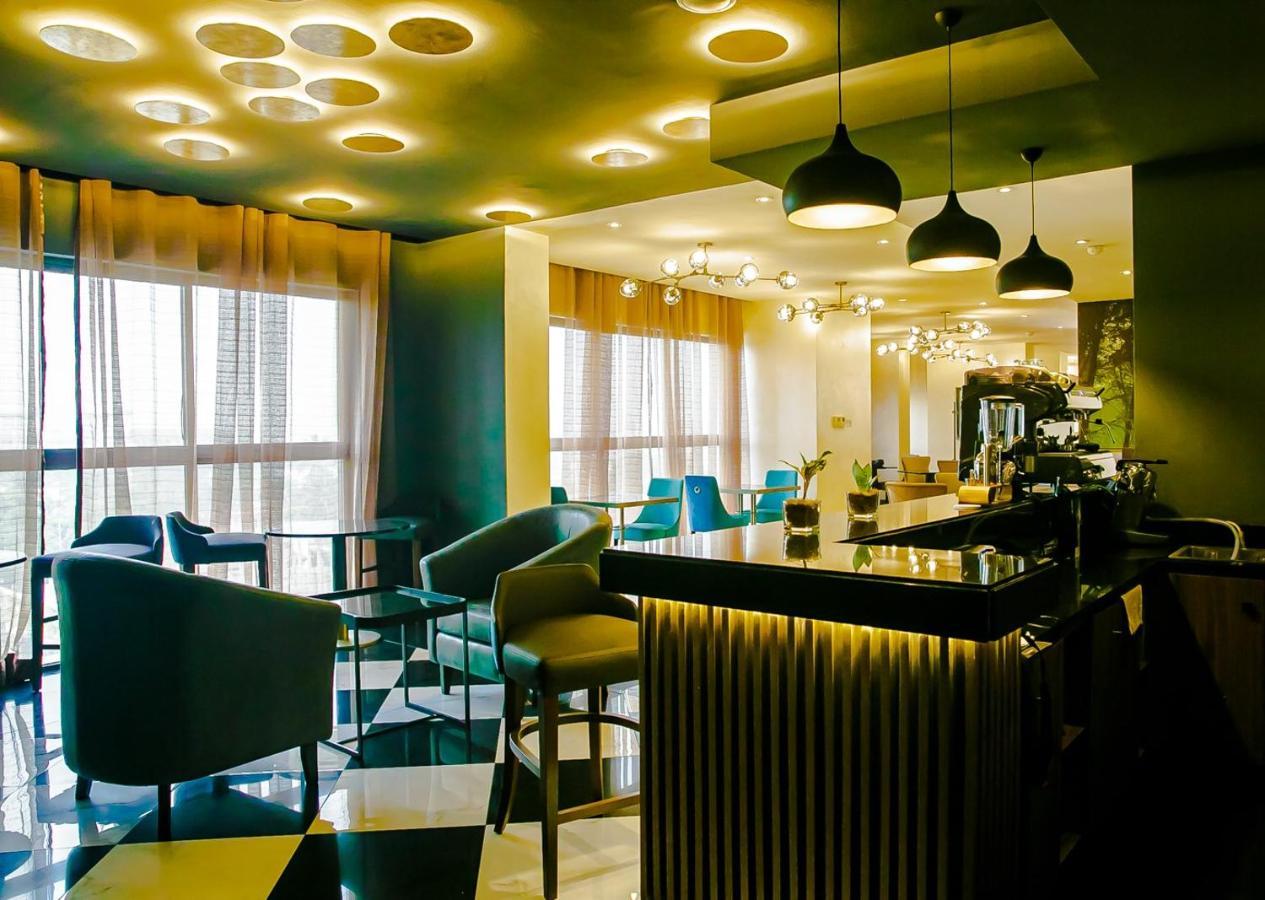 Royal Residences By Design Union Aliayabiagba Buitenkant foto